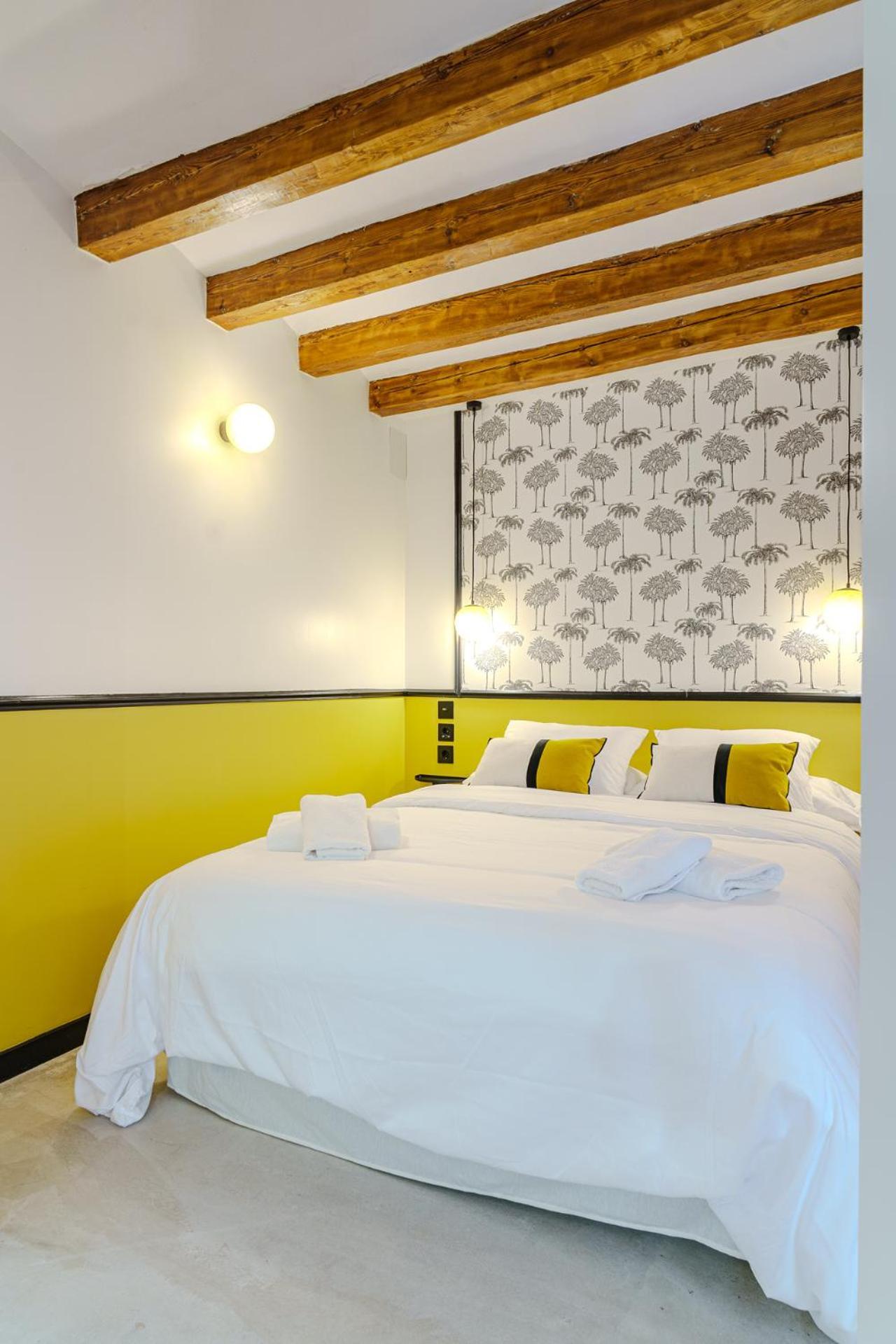 Cozy Charming Apartment In Historic Center Alicante Bagian luar foto