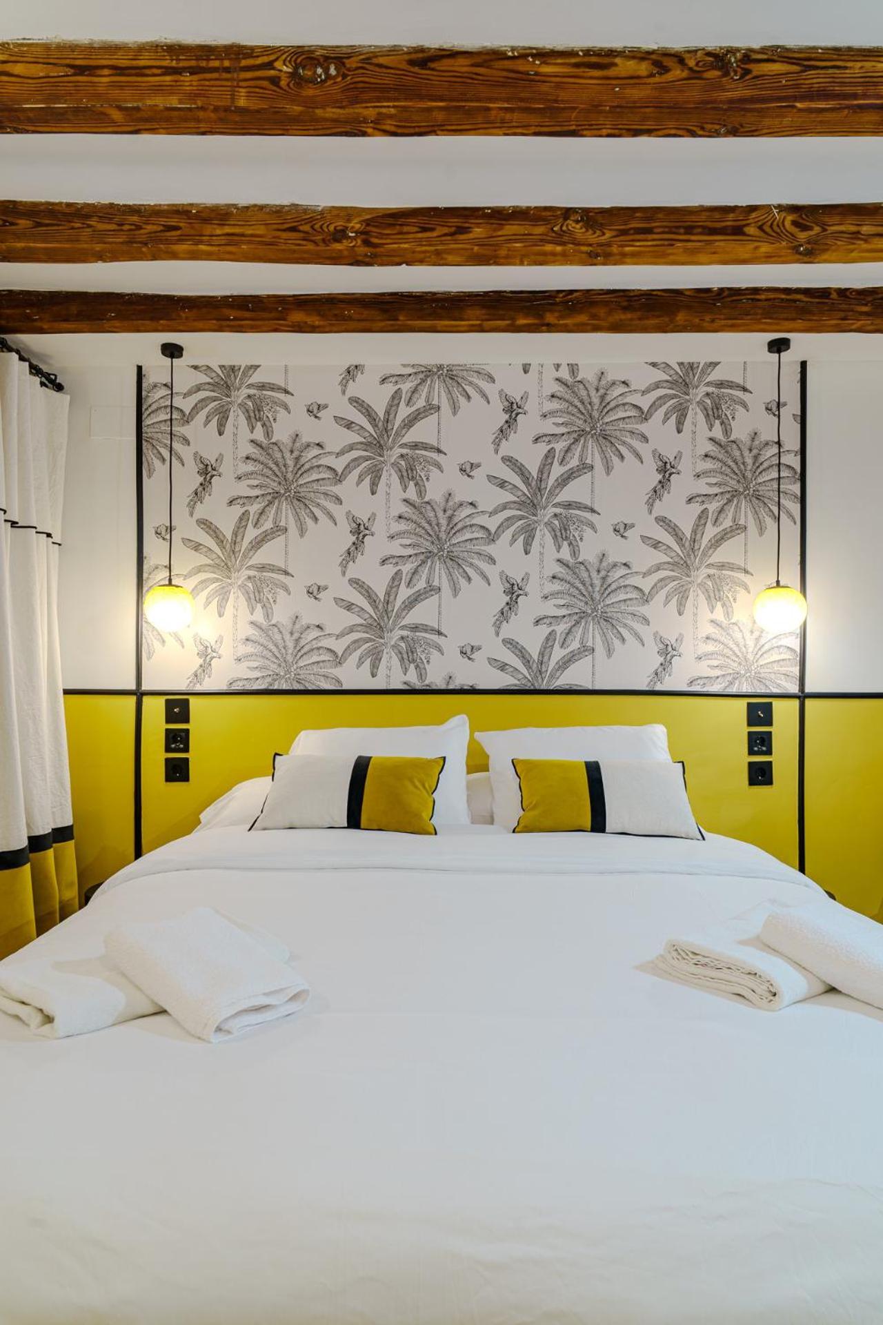 Cozy Charming Apartment In Historic Center Alicante Bagian luar foto